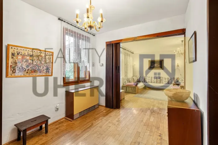 Prodej rodinného domu, Lhotka, 184 m2