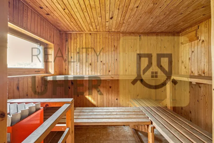 Prodej rodinného domu, Lhotka, 184 m2