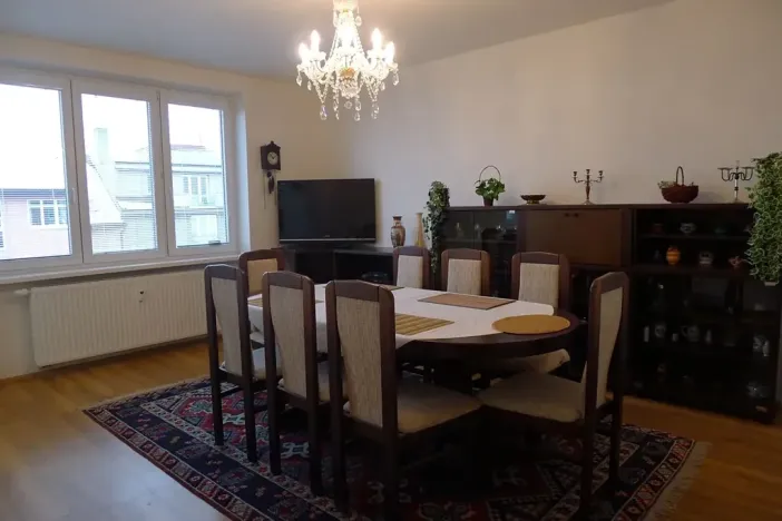 Pronájem bytu 2+kk, Praha - Vršovice, V olšinách, 55 m2