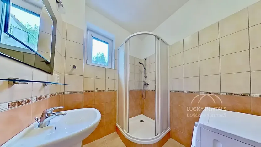 Pronájem bytu 1+kk, Praha - Libeň, Budilova, 41 m2