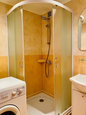 Pronájem bytu 2+1, Kolín, Dělnická, 56 m2