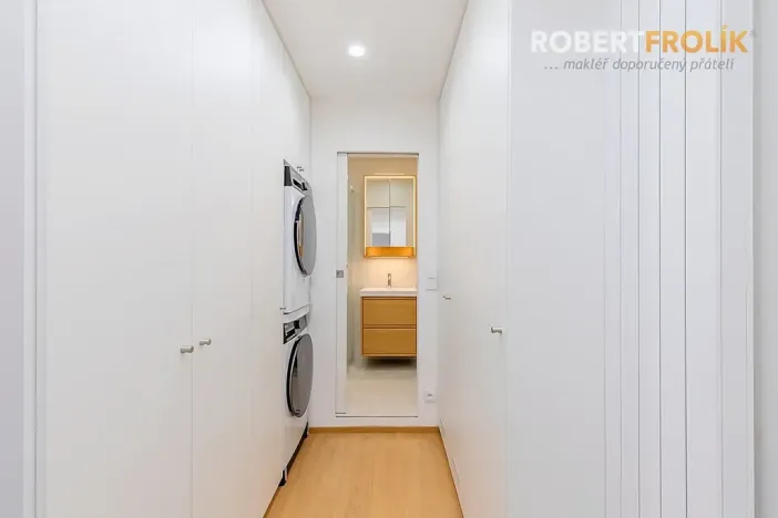 Pronájem bytu 2+kk, Praha - Dejvice, Velvarská, 40 m2