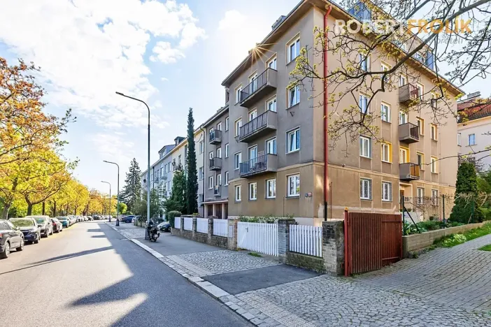 Pronájem bytu 2+kk, Praha - Dejvice, Velvarská, 40 m2