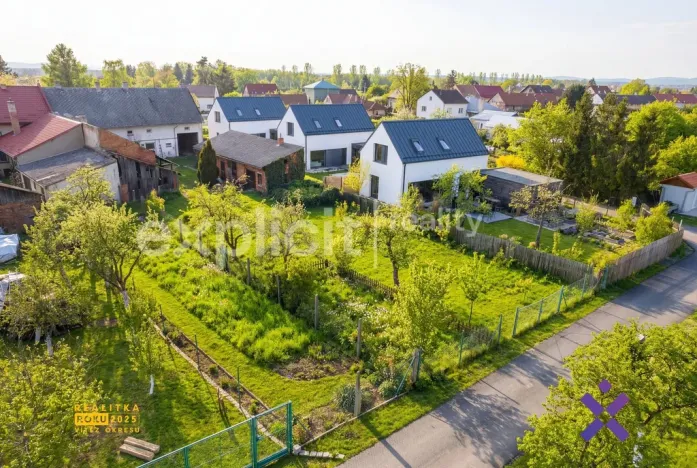 Prodej pozemku pro bydlení, Zahnašovice, 580 m2