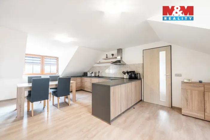 Prodej rodinného domu, Vsetín, Nepřejov, 240 m2