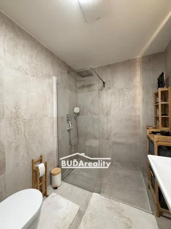 Pronájem bytu 1+1, Zlín, Sadová, 41 m2