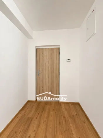 Pronájem bytu 1+1, Zlín, Sadová, 41 m2