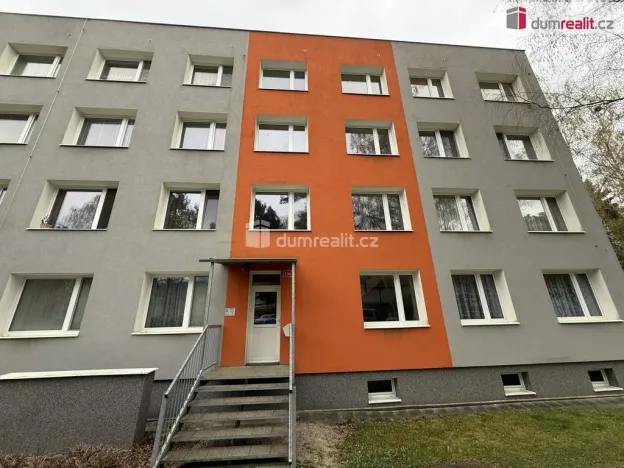 Prodej bytu 1+1, Králův Dvůr, Nad Stadionem, 37 m2