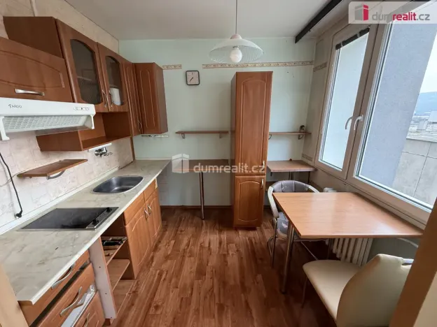 Prodej bytu 1+1, Králův Dvůr, Nad Stadionem, 37 m2