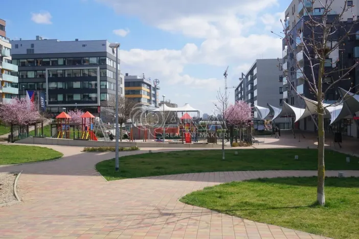 Pronájem bytu 1+kk, Praha - Stodůlky, náměstí Junkových, 32 m2