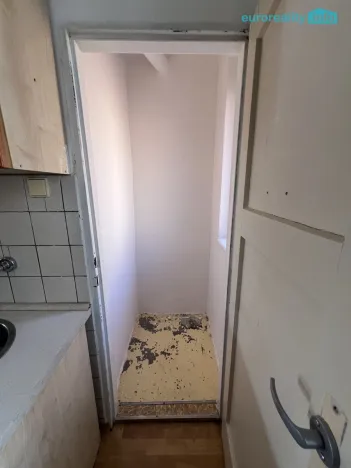 Prodej bytu 2+1, Ostrov, Štúrova, 70 m2