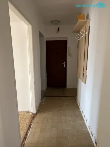Prodej bytu 2+1, Ostrov, Štúrova, 70 m2