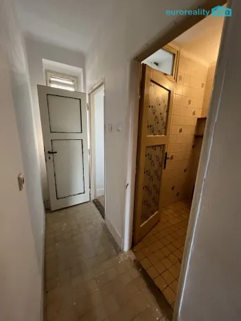 Prodej bytu 2+1, Ostrov, Štúrova, 70 m2