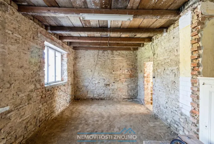 Prodej rodinného domu, Hluboké Mašůvky, 77 m2