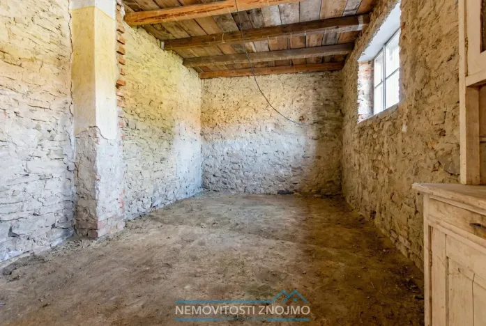 Prodej rodinného domu, Hluboké Mašůvky, 77 m2