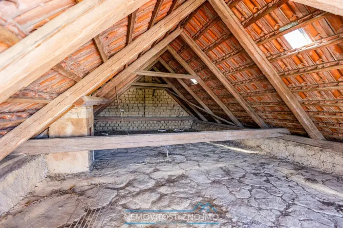 Prodej rodinného domu, Hluboké Mašůvky, 77 m2