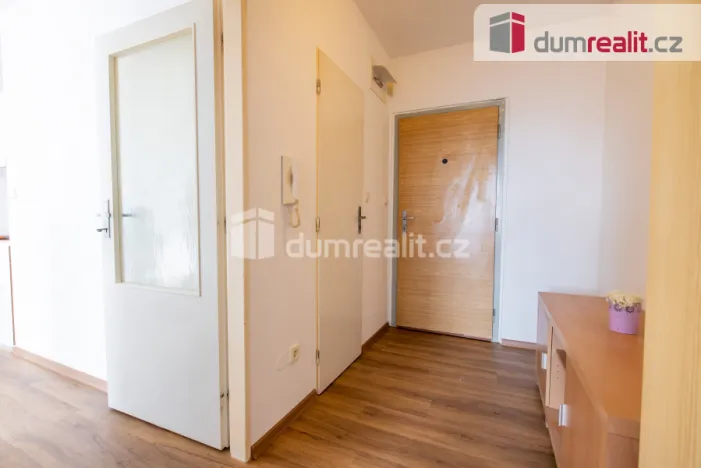 Pronájem bytu 2+kk, Nové Strašecí, Okružní, 41 m2