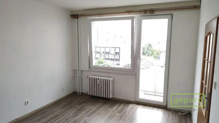 Pronájem bytu 1+1, České Budějovice, J. Opletala, 37 m2