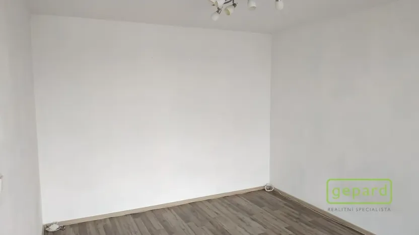 Pronájem bytu 1+1, České Budějovice, J. Opletala, 37 m2