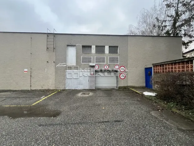 Pronájem garáže, Olomouc, U kovárny, 16 m2