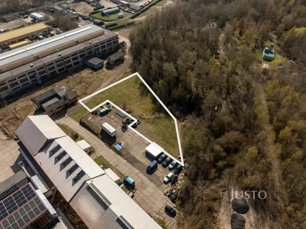 Prodej komerčního pozemku, Rynholec, 1688 m2