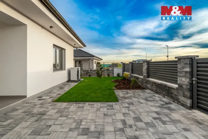 Prodej rodinného domu, Jenštejn, Za zahradami, 153 m2