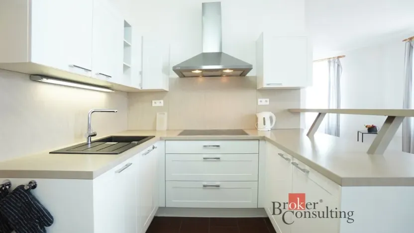 Pronájem bytu 4+kk, Plzeň - Jižní Předměstí, Máchova, 130 m2