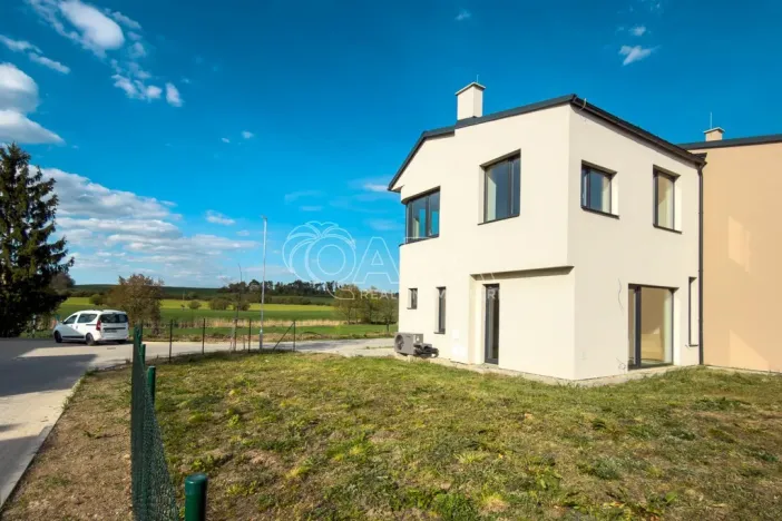 Prodej rodinného domu, Horoušany, Šámalova, 88 m2