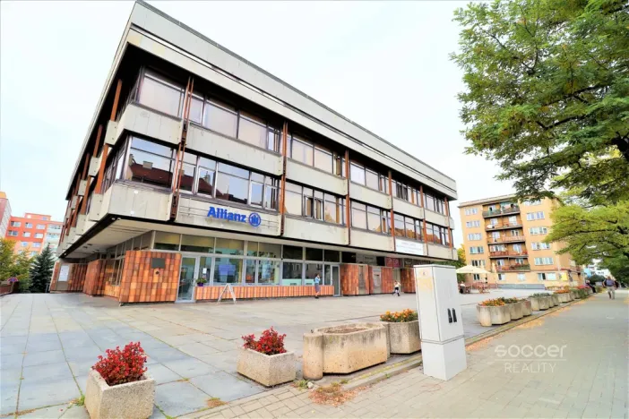 Pronájem kanceláře, Praha - Libeň, Sokolovská, 114 m2