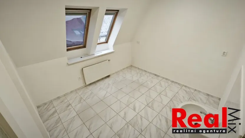 Pronájem kanceláře, Hustopeče, Mrštíkova, 56 m2