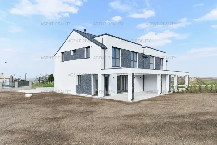 Prodej rodinného domu, Slaný, 156 m2