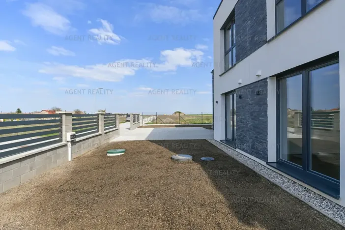 Prodej rodinného domu, Slaný, 156 m2