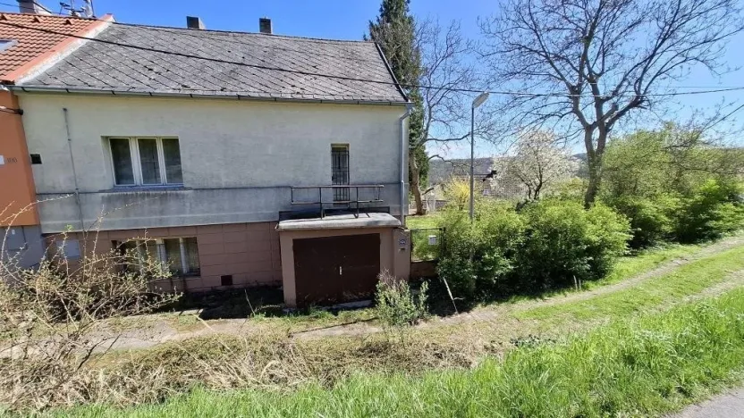 Prodej rodinného domu, Smečno, 200 m2