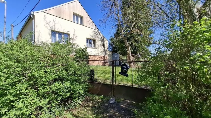 Prodej rodinného domu, Smečno, 200 m2