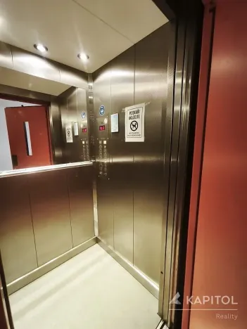 Pronájem bytu 2+1, Praha - Petrovice, Jakobiho, 42 m2