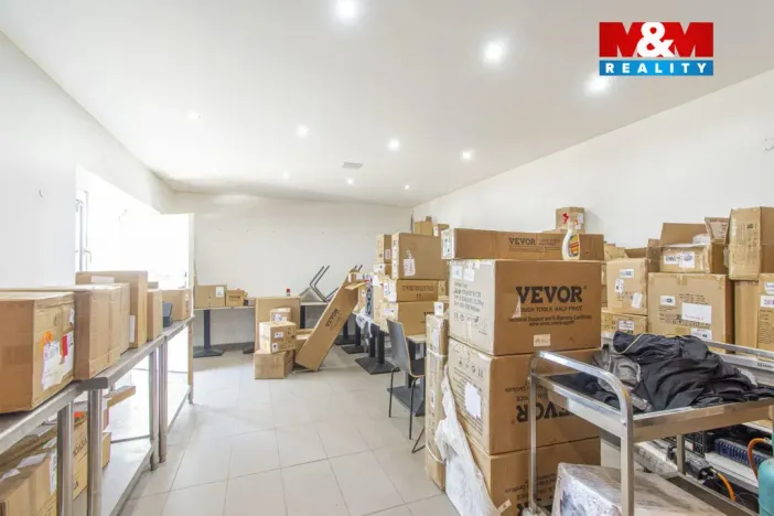 Prodej obchodního prostoru, Ostrava - Hulváky, Varšavská, 140 m2