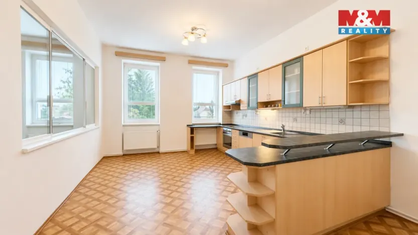 Pronájem atypického bytu, Lenešice, 171 m2