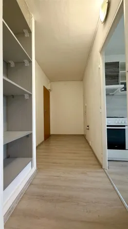 Pronájem bytu 1+1, Cheb, Májová, 42 m2