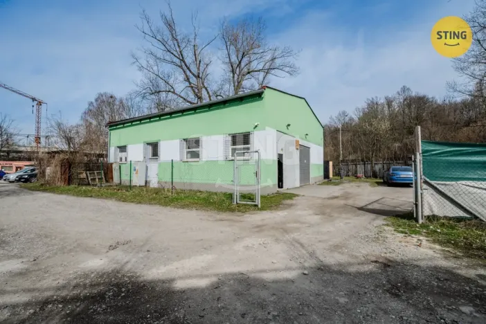 Prodej výrobních prostor, Ostrava, Porubská, 196 m2