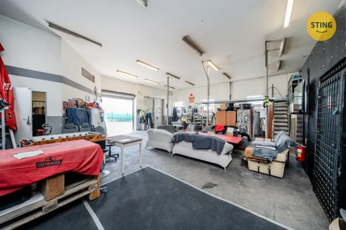 Prodej výrobních prostor, Ostrava, Porubská, 196 m2