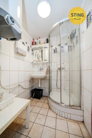 Prodej výrobních prostor, Ostrava, Porubská, 196 m2