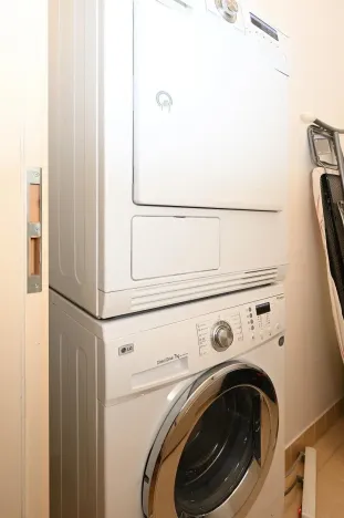 Pronájem bytu 2+kk, Praha - Karlín, Rohanské nábřeží, 77 m2