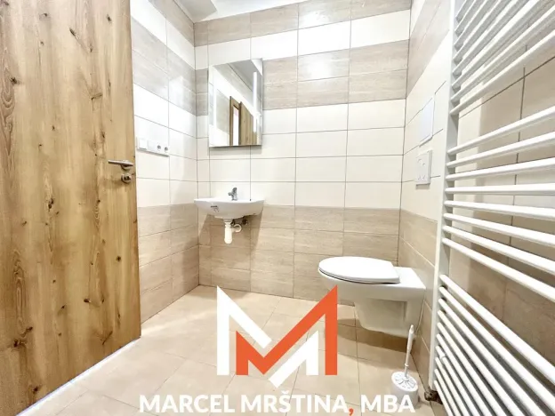 Pronájem bytu 2+1, Červený Kostelec, Rybničná, 71 m2