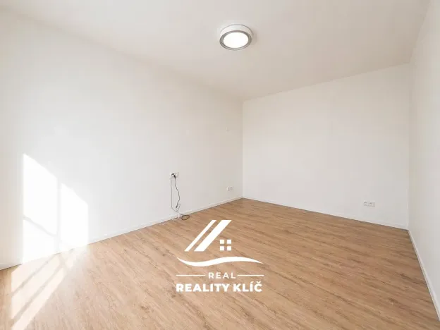 Pronájem bytu 1+1, Ostrava, Čujkovova, 28 m2