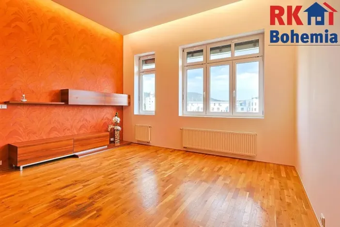 Pronájem bytu 2+1, Praha - Zbraslav, Jaromíra Vejvody, 75 m2