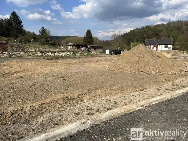 Prodej pozemku pro bydlení, Medonosy - Chudolazy, 1580 m2