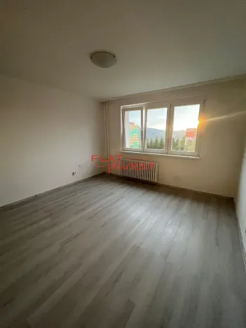 Pronájem bytu 1+kk, Tanvald, U Školky, 30 m2
