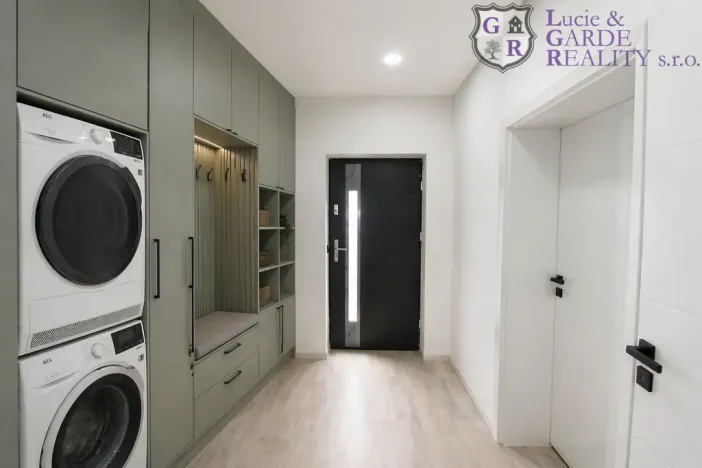 Prodej rodinného domu, Chabeřice, 160 m2