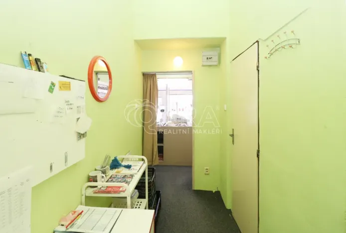 Pronájem obchodního prostoru, Praha - Břevnov, Bělohorská, 32 m2