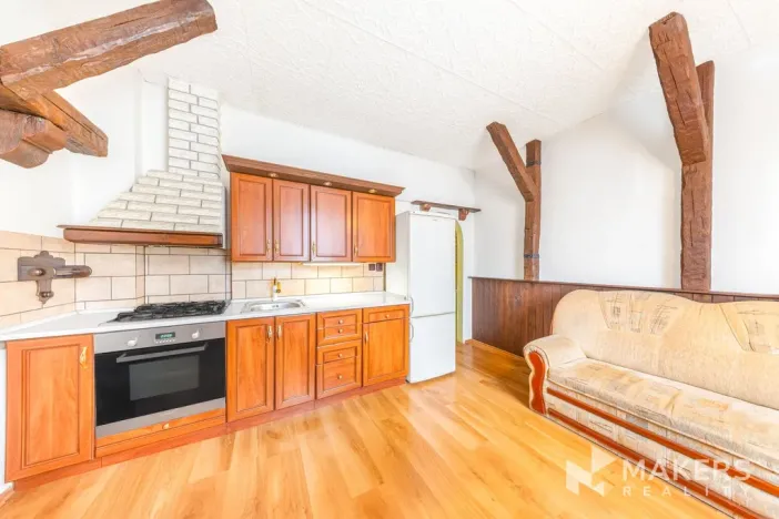 Pronájem bytu 2+1, Karlovy Vary, Vítězná, 70 m2